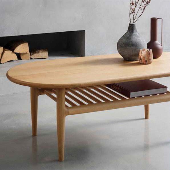 WINCHESTER COFFEE TABLE