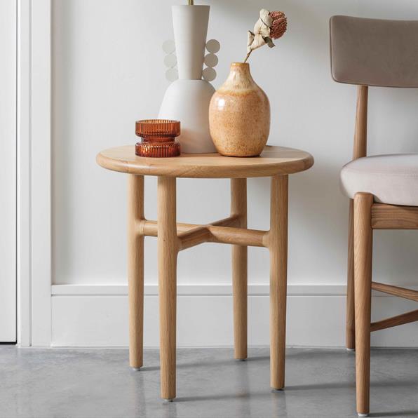 Winchester Lamp Table