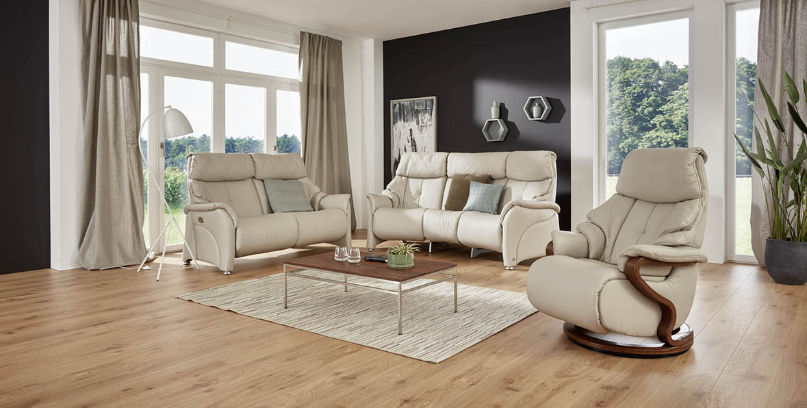 HIMOLLA CHESTER CREAM LEATHER SOFAS & CHAIR ROOM SET