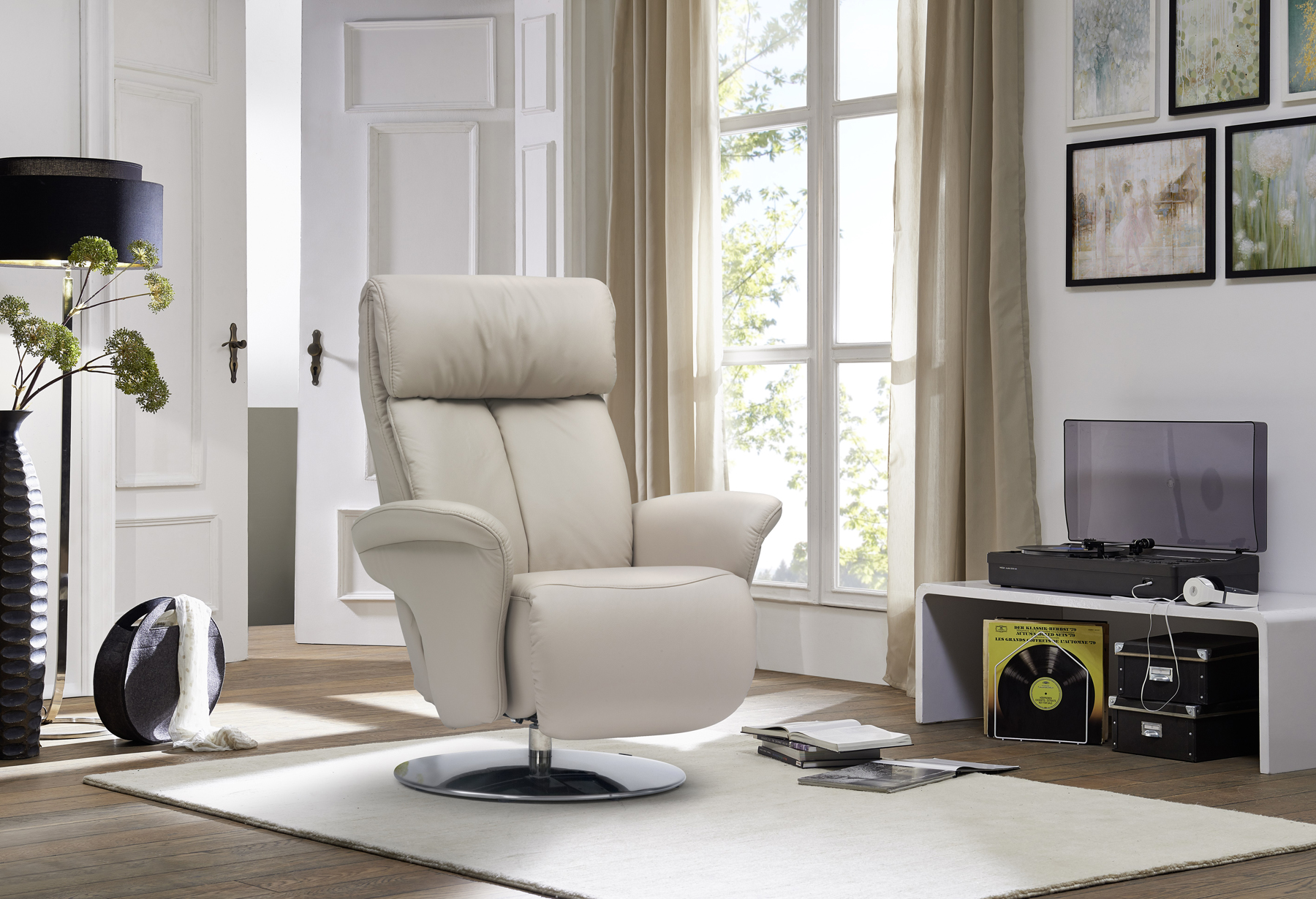 HIMOLLA SINARTRA CREAM LEATHER CHAIR ROOM SET