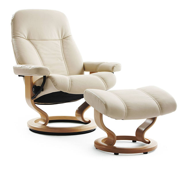STRESSLESS CONSUL CHAIR CREAM LEATHER MID WOOD BASE
