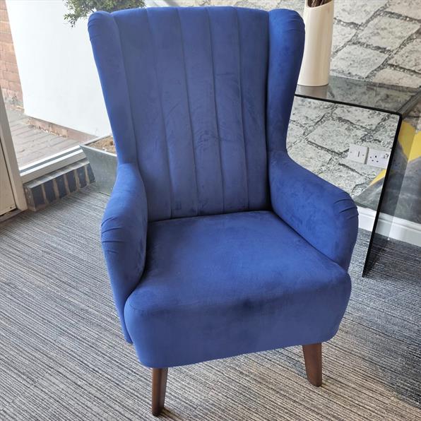 EDWIN WING CHAIR - £499